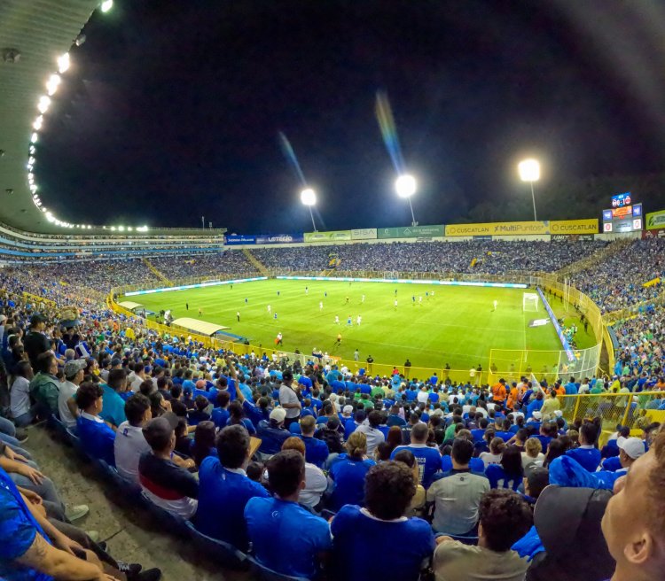 La Selecta sí jugará en el Cuscatlán