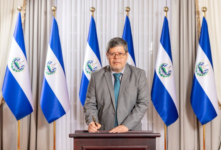 ANDA tiene nuevo titular: Dagoberto Arévalo asume la presidencia