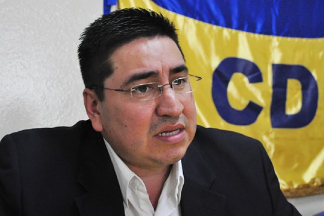 La FGR solicitó que Douglas Mejía, exdiputado, reintegre al Estado la cantidad de $322,762.83.