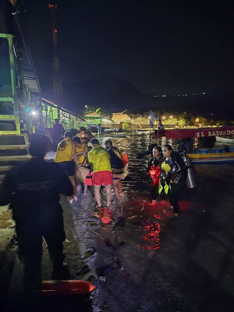 Recuperan cuerpo de una persona ahogada en lago de Ilopango.  